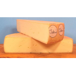 Bergkse aus Heumilch, Aarewasser, mild-wrzig